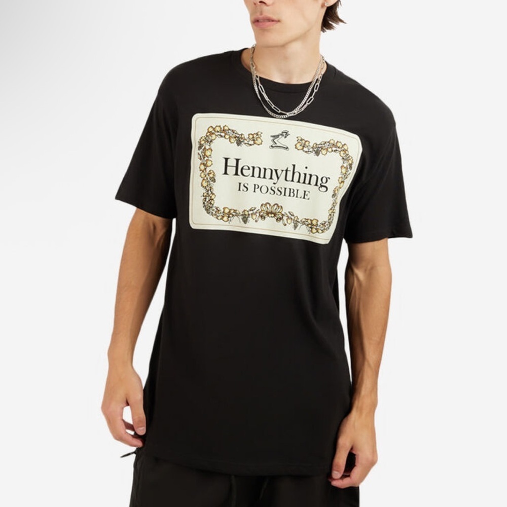 American Classics Graphic Tee - Hennything Is Possible Sz M